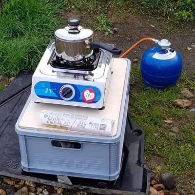 Campingkocher JV Cago beim Einsatz in Landmannalaugar