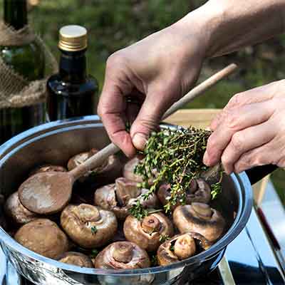 Frischer Thymian ist einer der Geschmackstr&auml;ger.