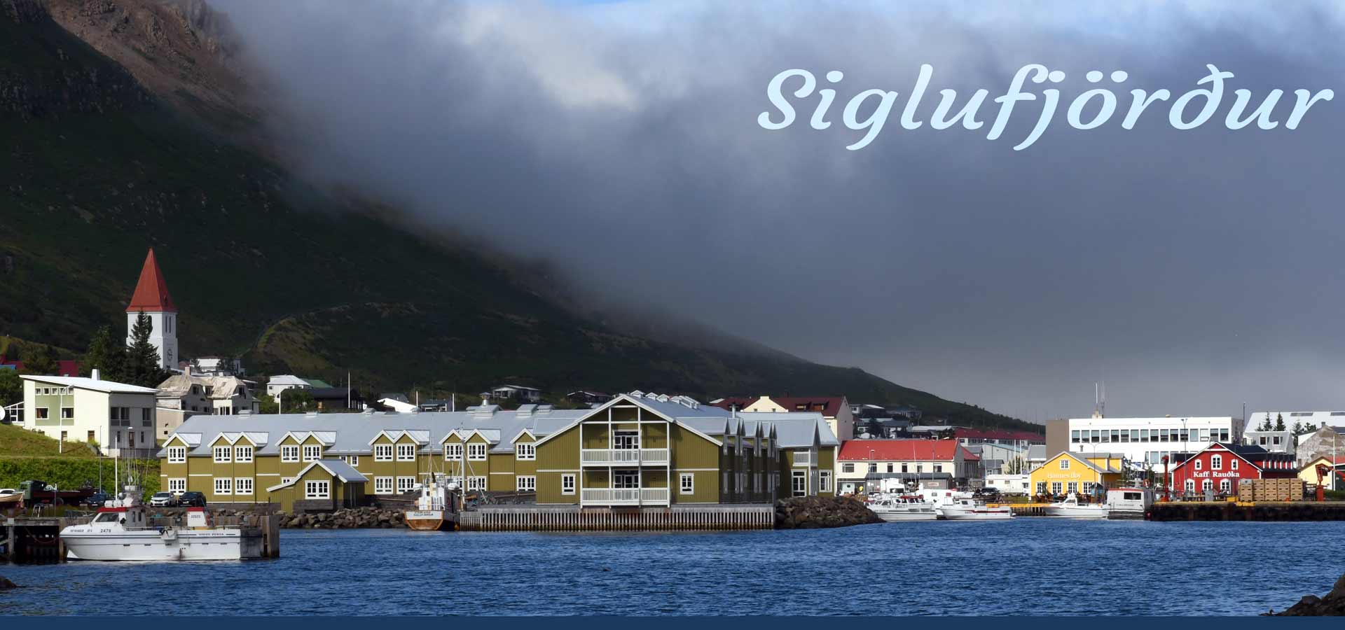 Lasst euch von der faszinierenden Geschichte Siglufjörðurs verzaubern und erlebt das idyllische Juwel im Norden Islands abseits der ausgetretenen Pfade.